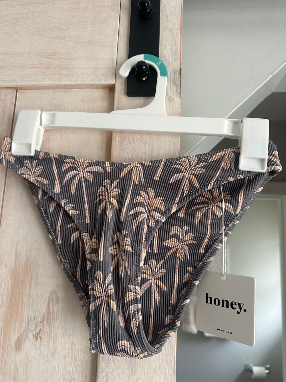 Honey Swim Women's Palm-Print Ribbed Bikini Bottom in Taupe/Peach